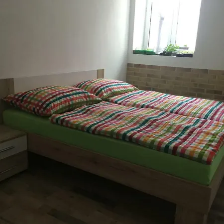Hawwwran Apartman Branisov 펜션 체스케부데요비체