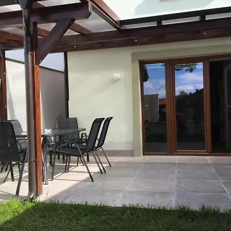 Hawwwran Apartman Branisov